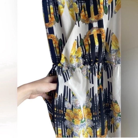 Rebecca Minkoff 100% Silk Yellow Mara Printed Jumpsuit Size 4 - Picture 3 of 11